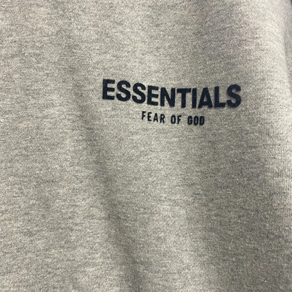 Fear of God Essentials Gray Hoodie Authentic - Picture 3 of 5